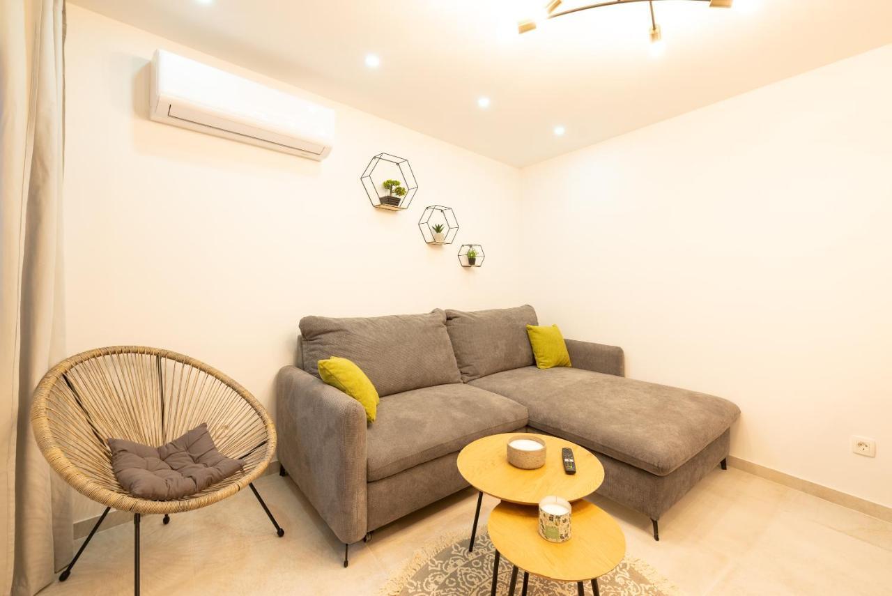 Apartment Olive Kaštela Eksteriør billede