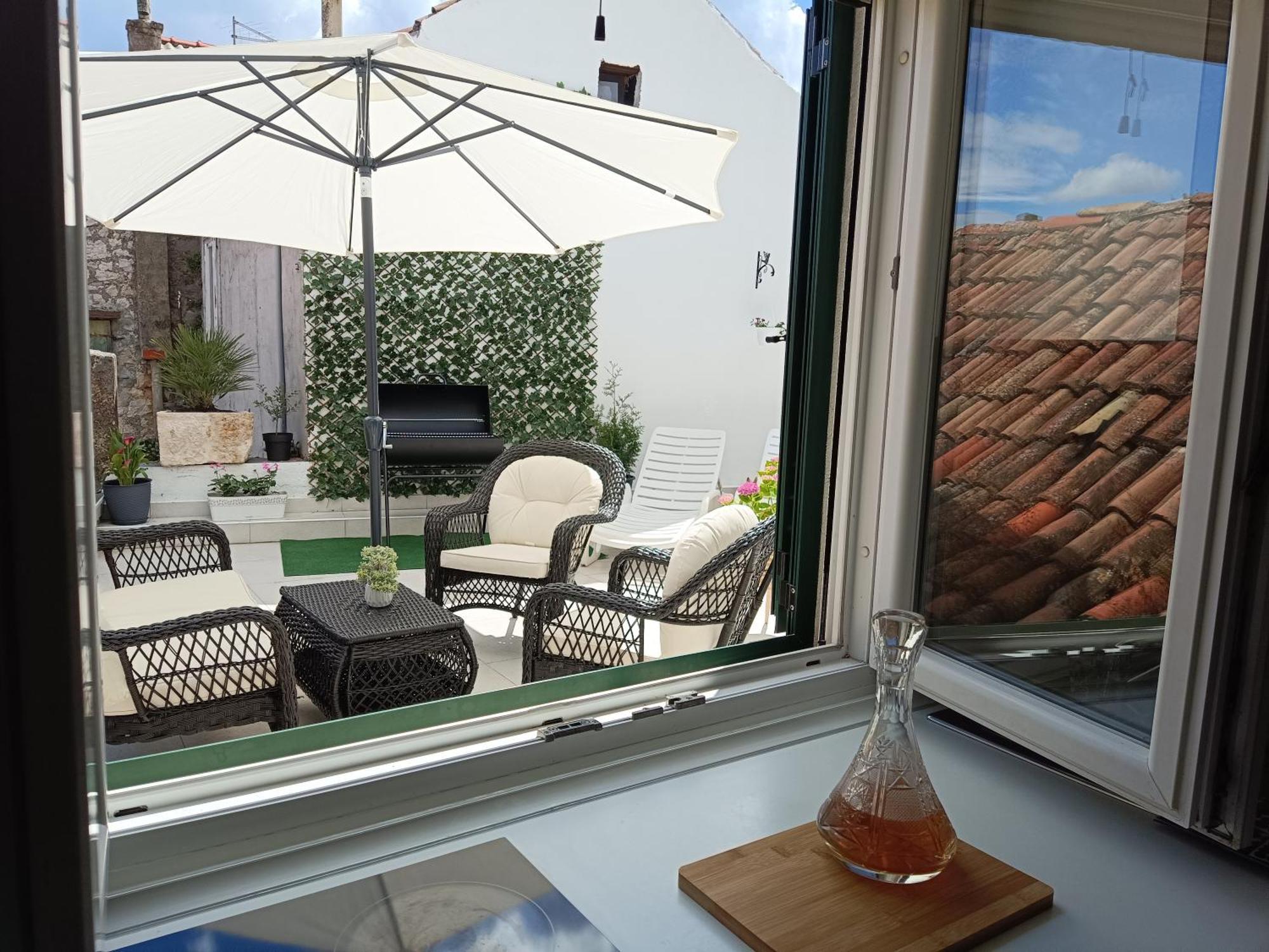 Apartment Olive Kaštela Eksteriør billede